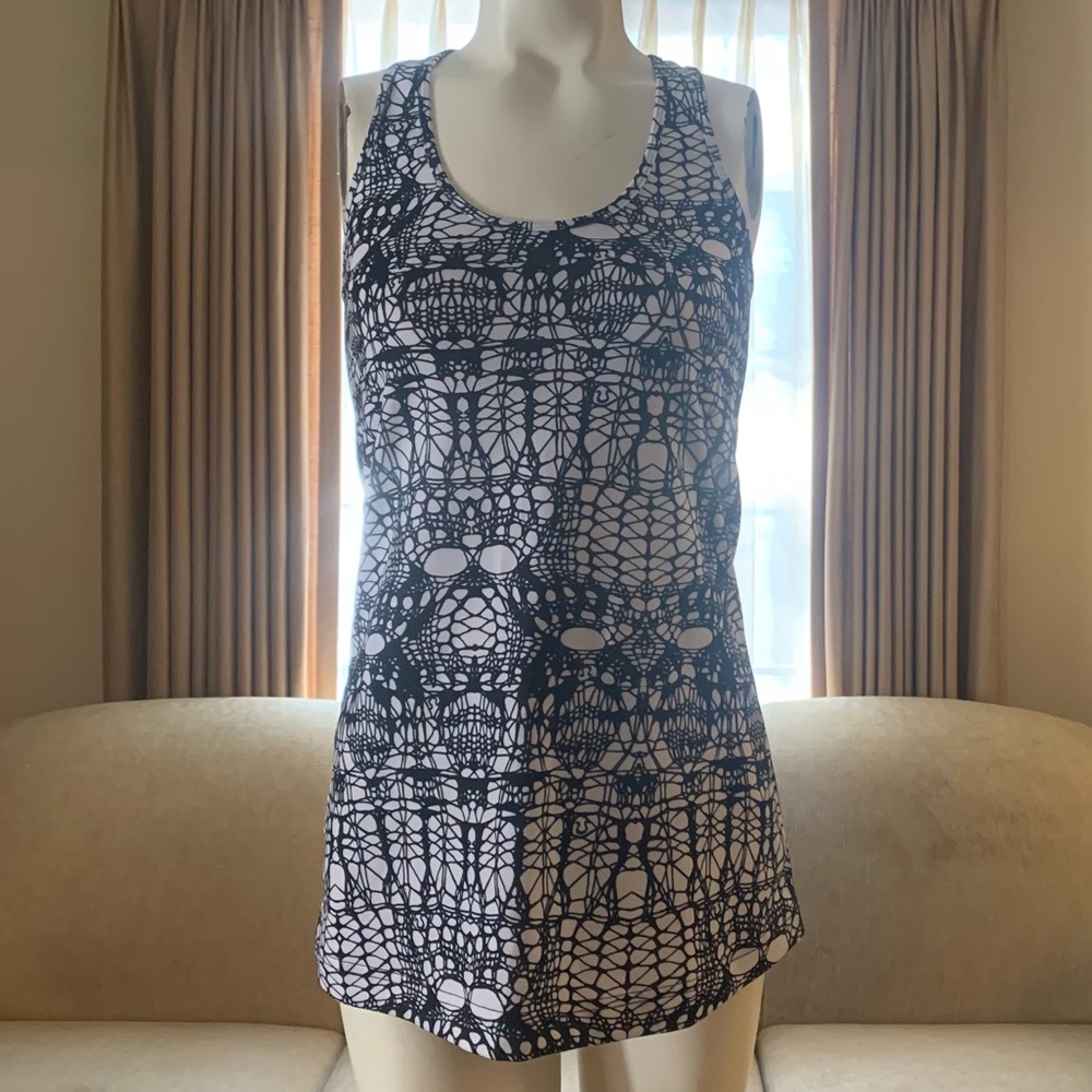 Lululemon Glacier Lace Cool Racer back tank top